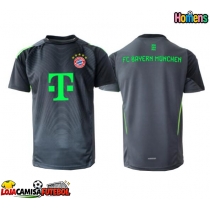 Camisa de Futebol Bayern Munich Goleiro Equipamento Secundário 2025-26 Manga Curta